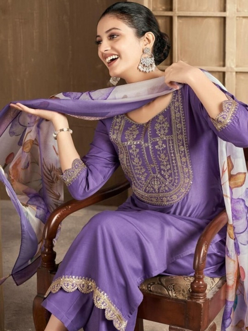 Adaah Zeenat Purple– Three-Piece Suit
